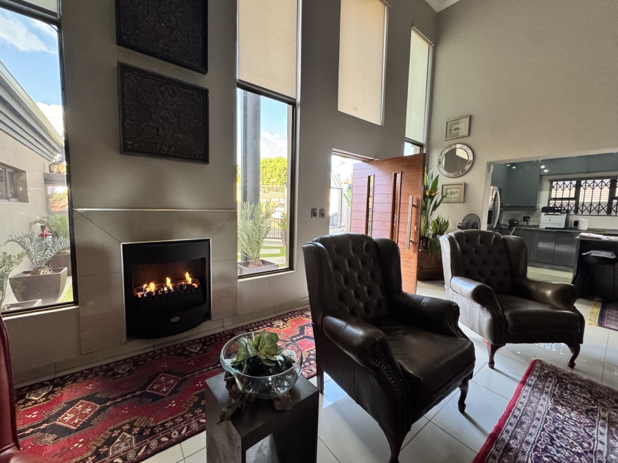 4 Bedroom Property for Sale in Wilkoppies North West